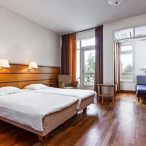 Superior Twin Room Spa Access